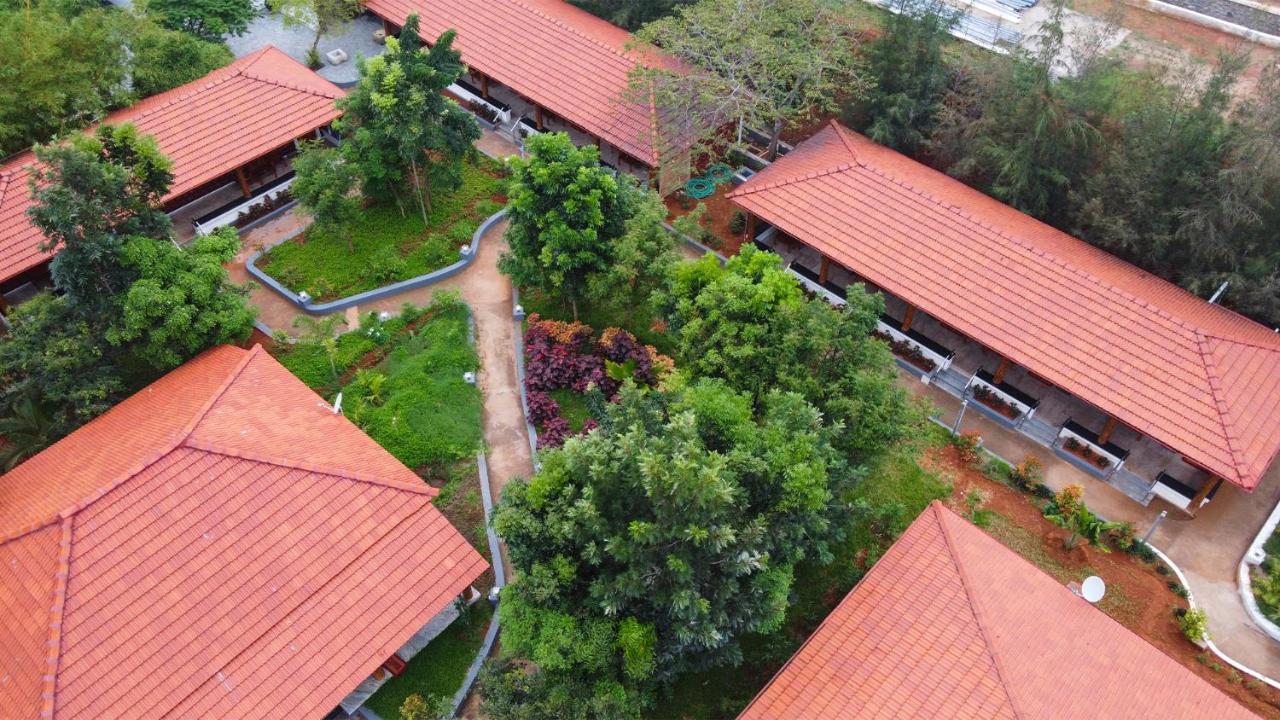 Aara Jungle Resort Coimbatore Extérieur photo