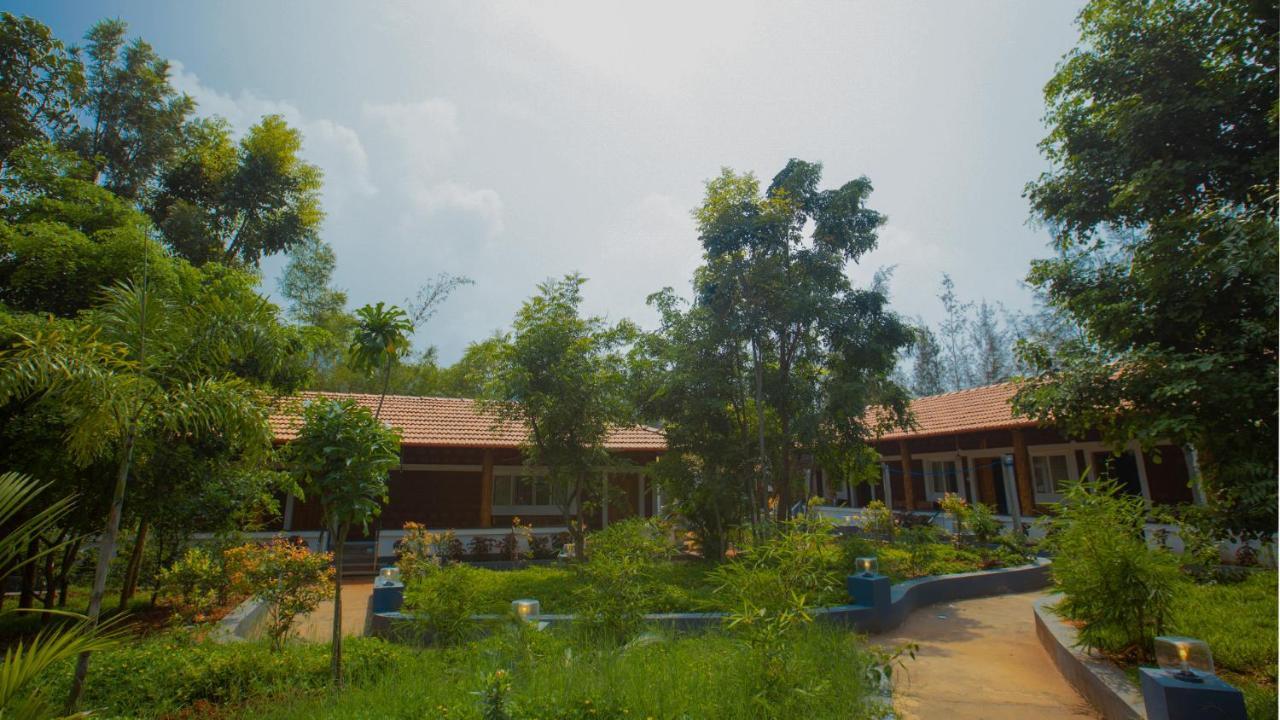 Aara Jungle Resort Coimbatore Extérieur photo