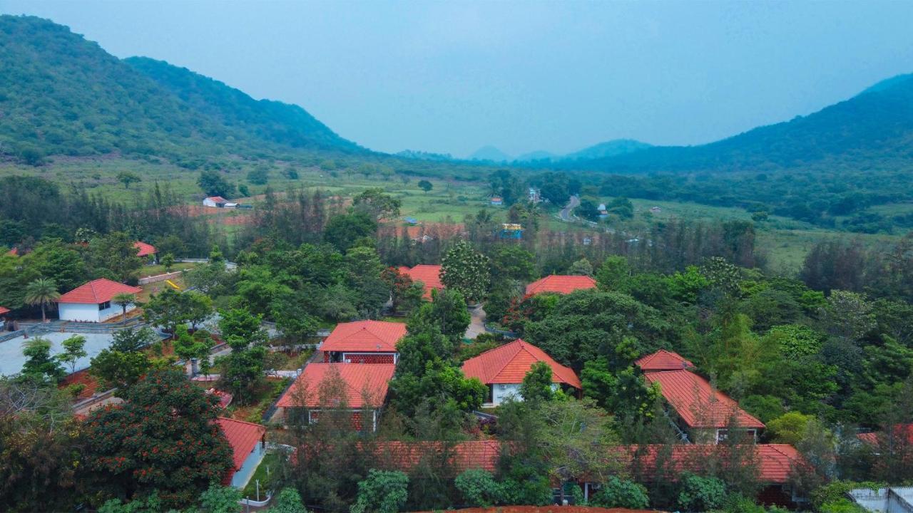 Aara Jungle Resort Coimbatore Extérieur photo