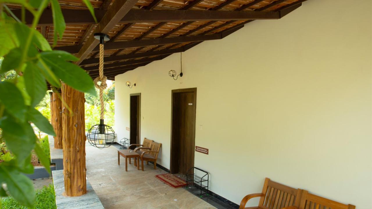 Aara Jungle Resort Coimbatore Extérieur photo