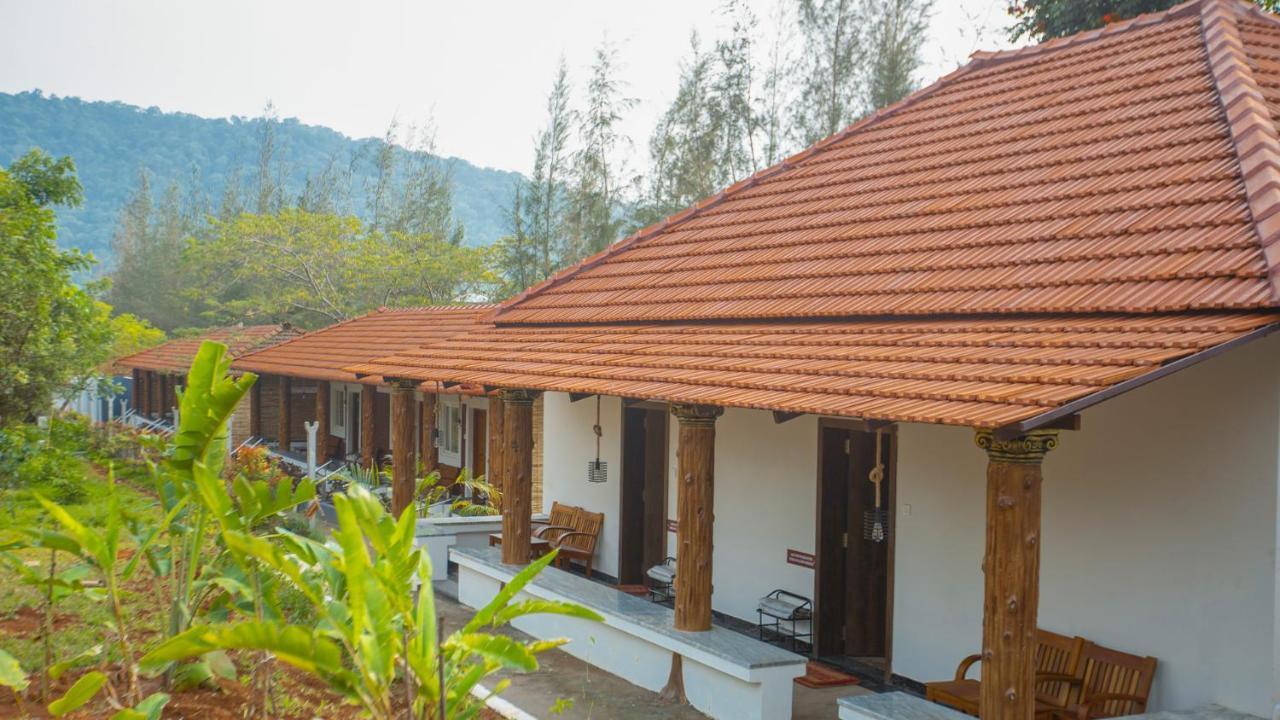 Aara Jungle Resort Coimbatore Extérieur photo