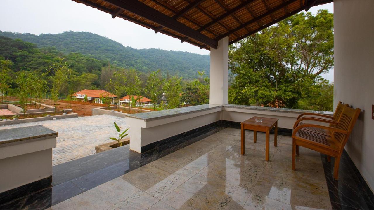 Aara Jungle Resort Coimbatore Extérieur photo