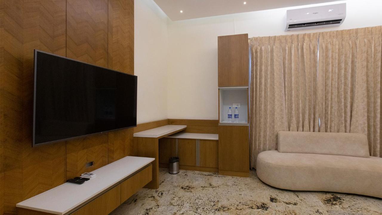 Aara Jungle Resort Coimbatore Extérieur photo
