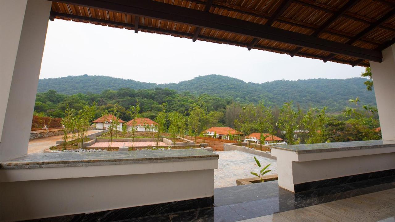 Aara Jungle Resort Coimbatore Extérieur photo